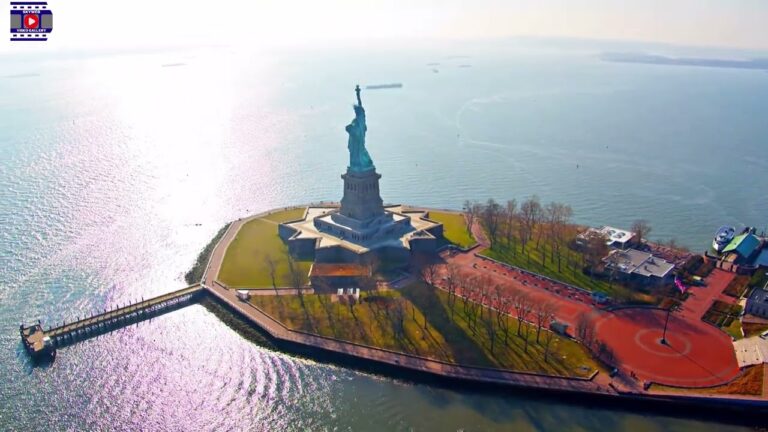 #New York, The largest city in the USA #New York City Vacation Travel Guide #Skyweb Video Gallery