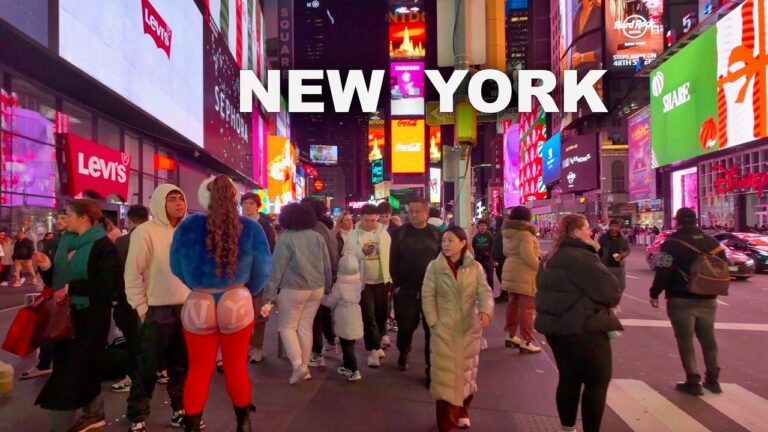 New York City 4K Walk 2024 Times Square NYC Midtown Manhattan Holiday Season NYC Walking Tour 4K ✨